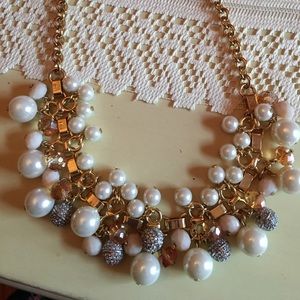 EUC Talbots gold pearl bead necklace